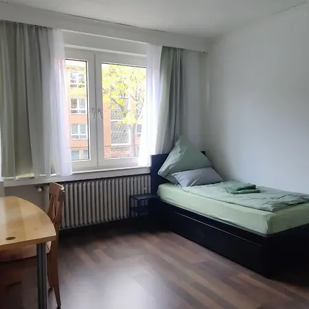 Gaestezimmer منزل للإقامة هيلدسهايم